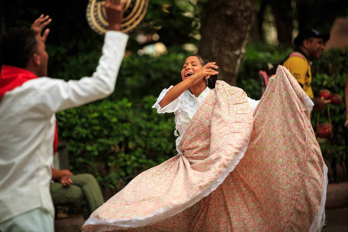 The favorite dances and rhythms of Colombian people